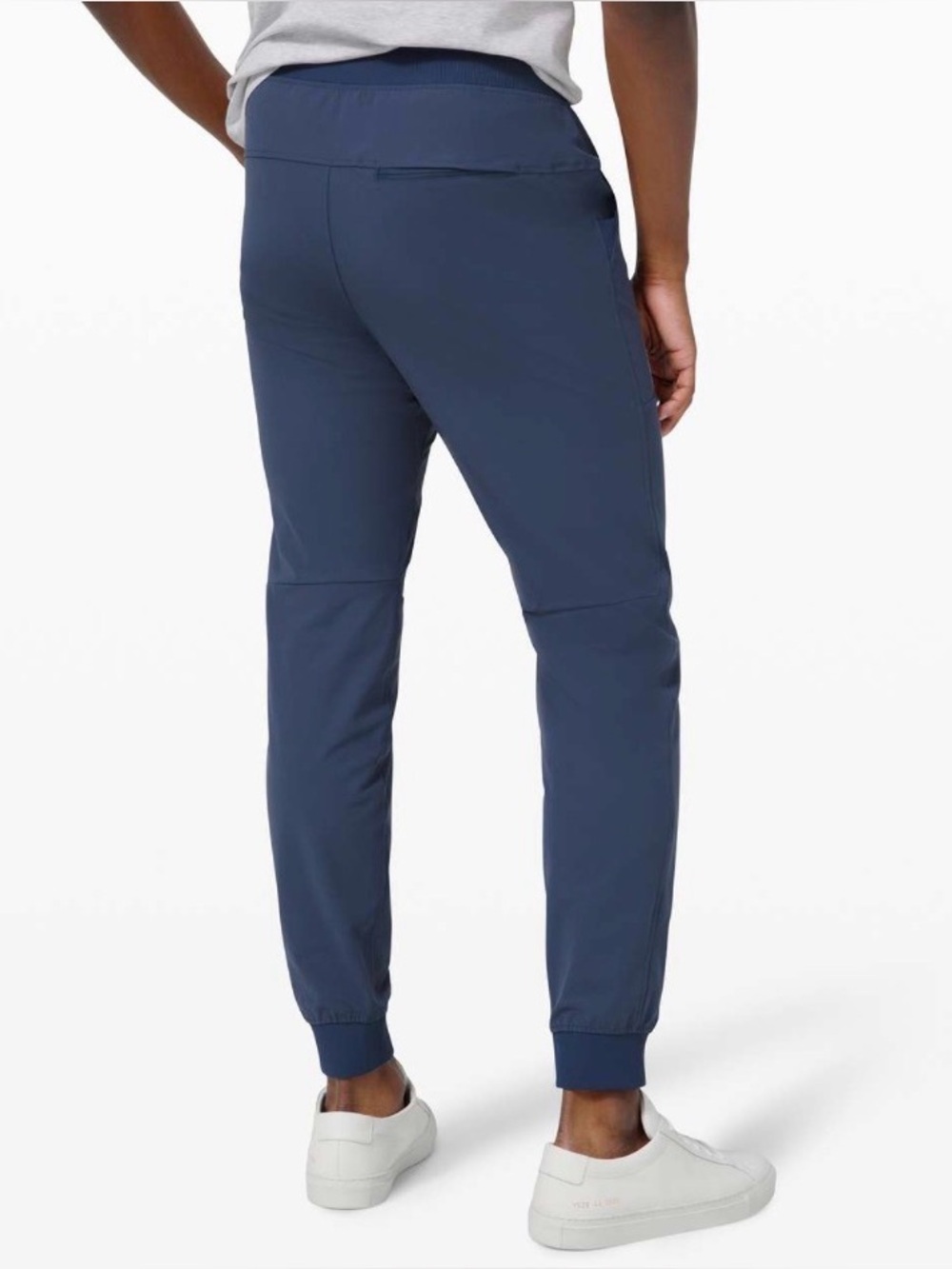 Lululemon ABC Jogger 30"
Iron Blue size XS